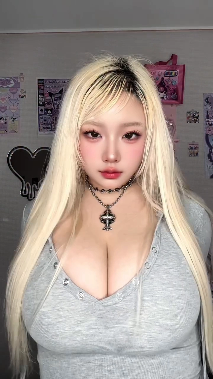 정화정 가슴이 너무 커서 수술 고민중