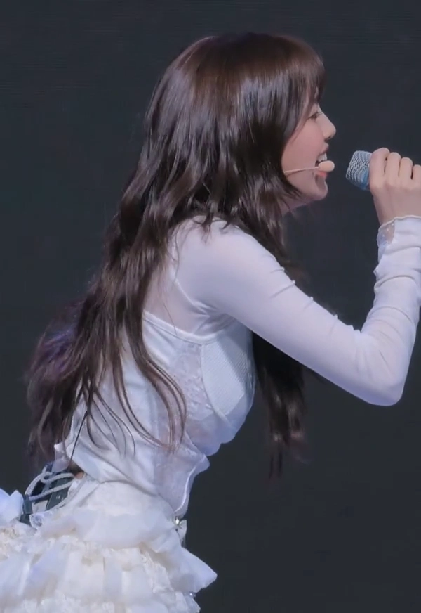 츄 언더붑 시스루 넘어로 보이는 은근한 슴부먼트