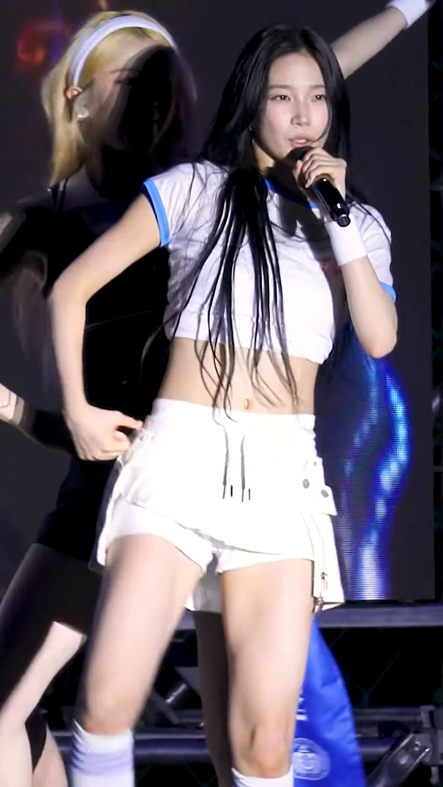 카즈하 꿀벅지 발레동작 하이킥 차올리며 속바지 Y존 노출