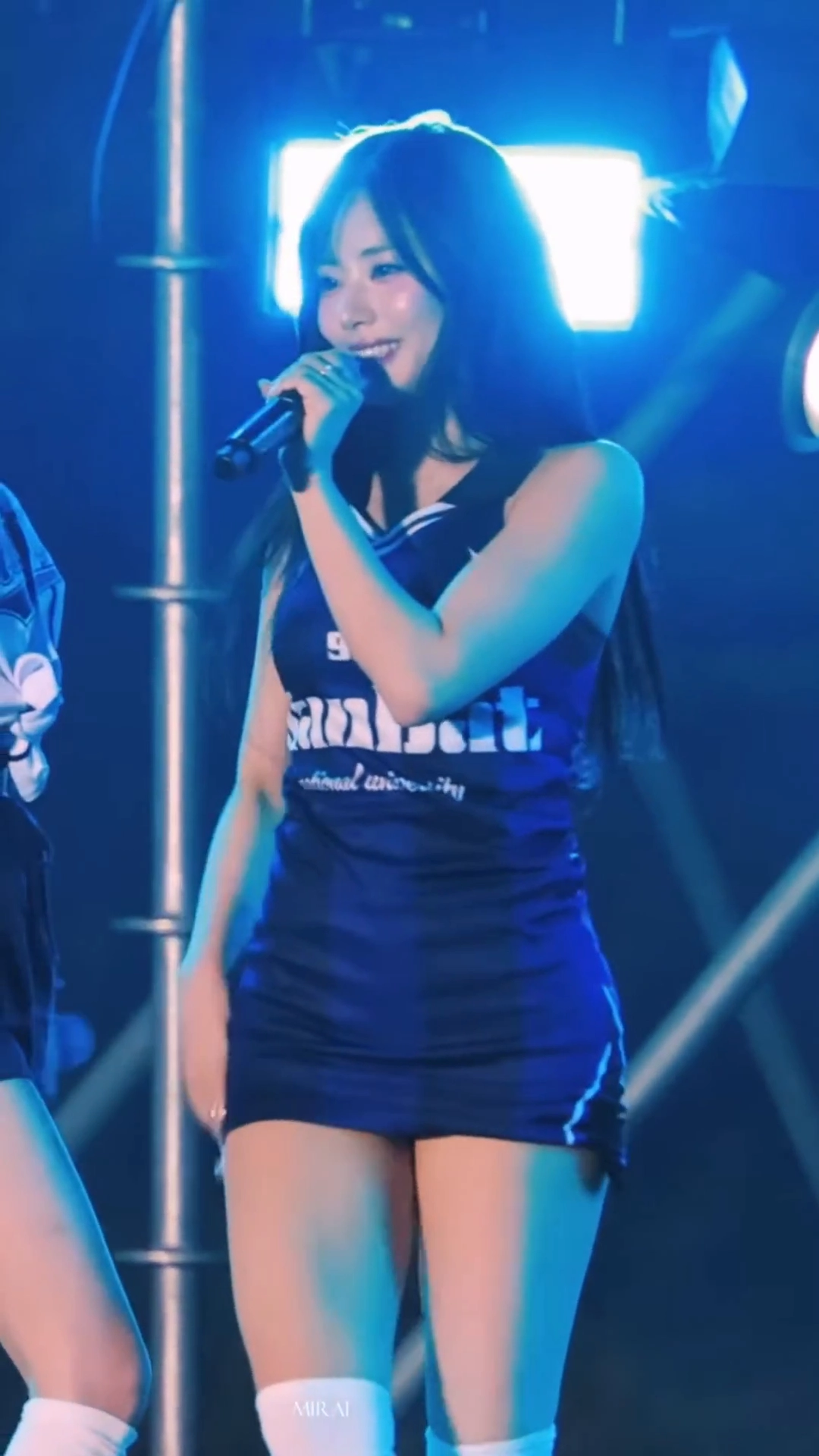 프나 박지원 허벅지 대학축제 하의실종 유니폼 떨리는 야벅지